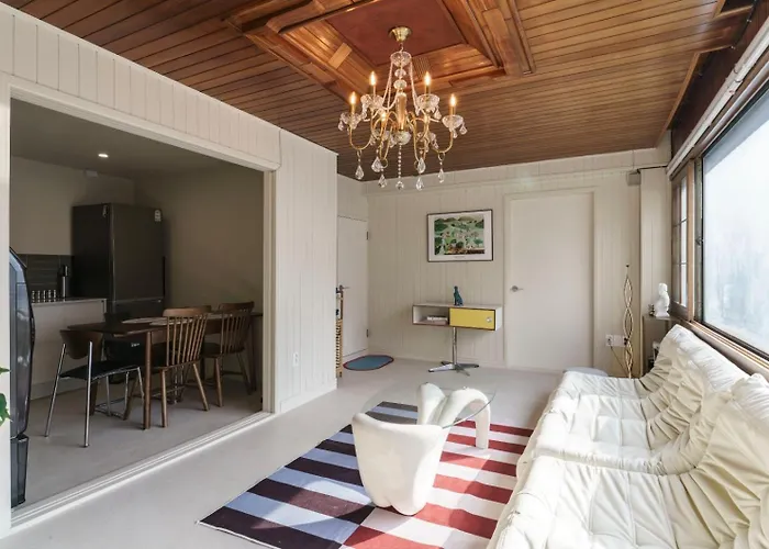 Casa de hóspedes Yeha 4*